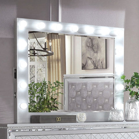 Belleterre- Silver Glam, Lighted Mirror